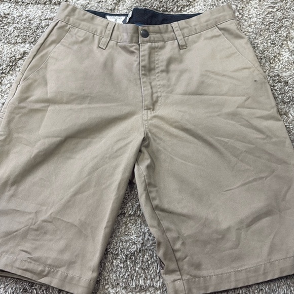 Volcom Men's Tan Shorts size 30 - Picture 1 of 5